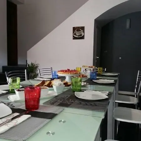 Oda ve Kahvaltı Letizia Castelbuono (Sicily)